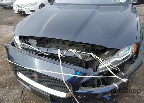 2018 Jaguar F-Pace 30T Portfolio from USA, damaged, VIN SADCN2GXXJA322013